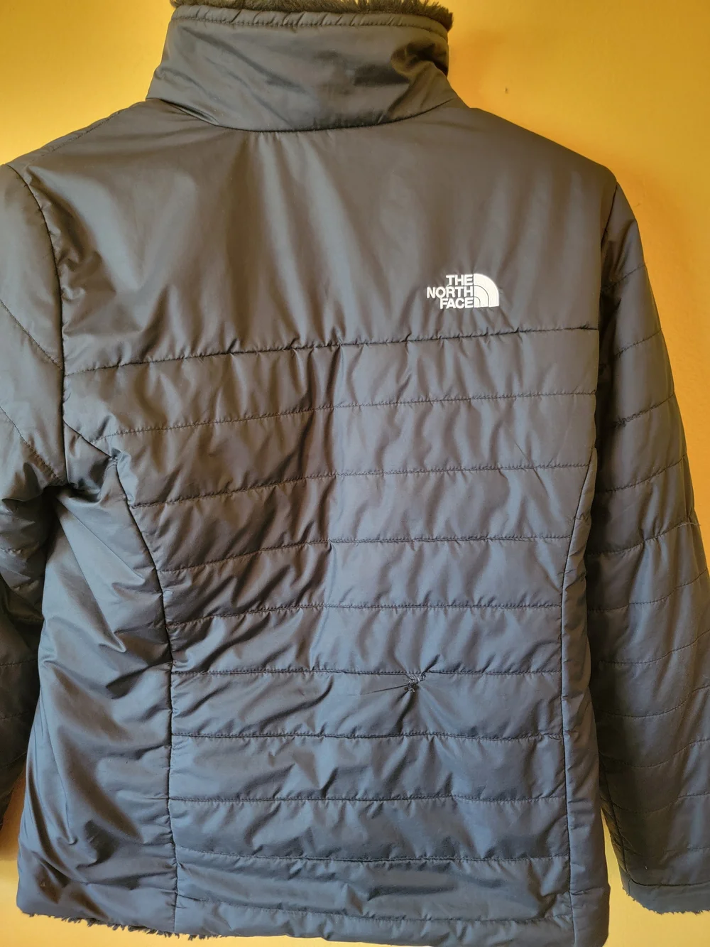 The North Face Youth Medium Insulated Reversable, Black Jacket.